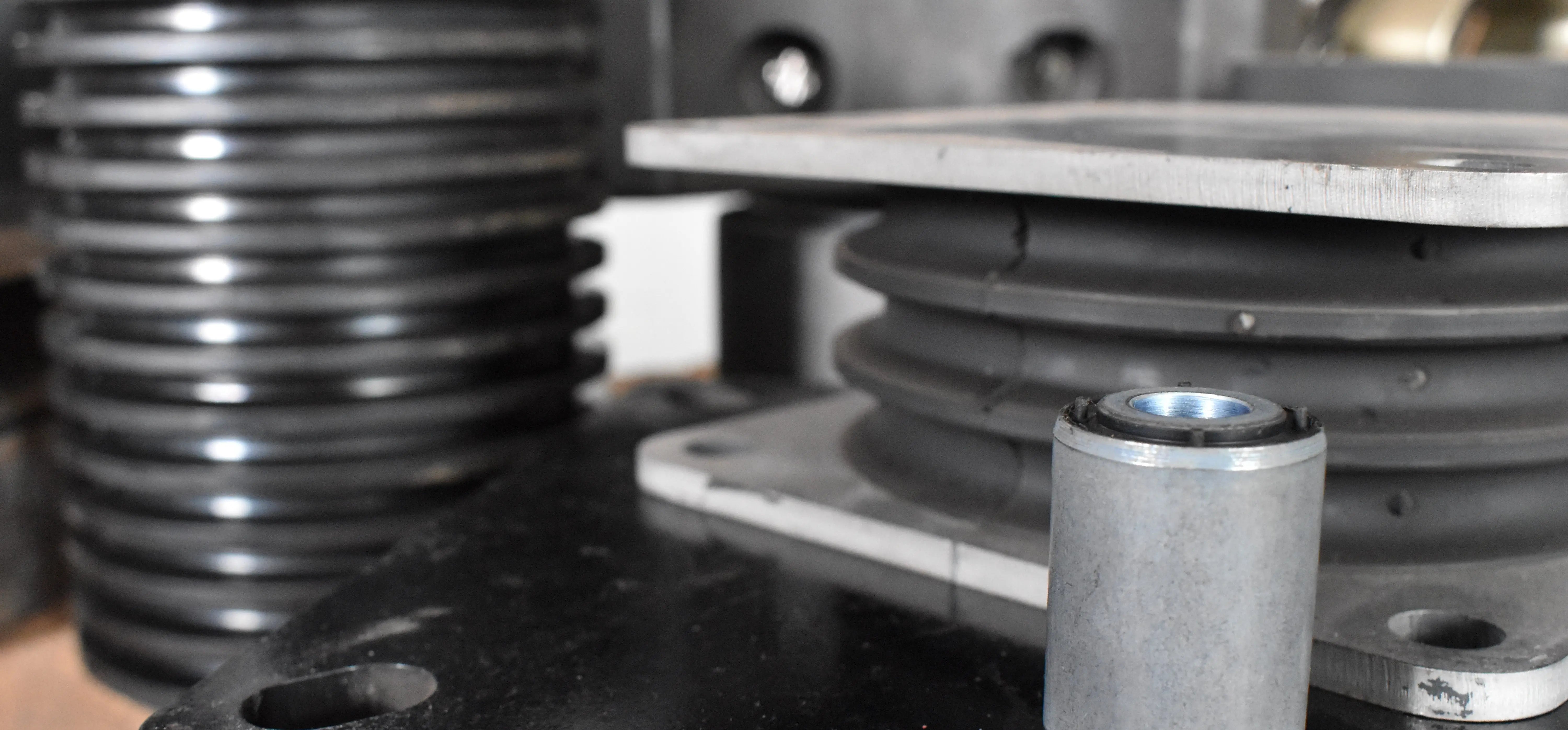 Machine Support Using Rubber Engineering with Rubber - Stress-strain characteristics – Anti ...